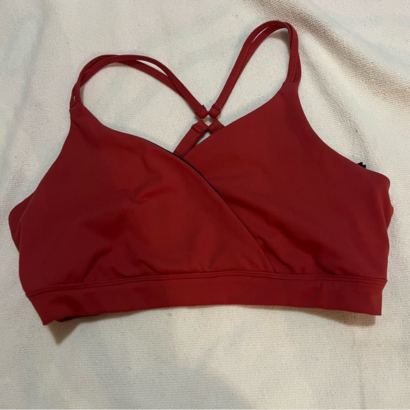 Corelle Other - Coreio Ruby Cross-Back Sports Bra